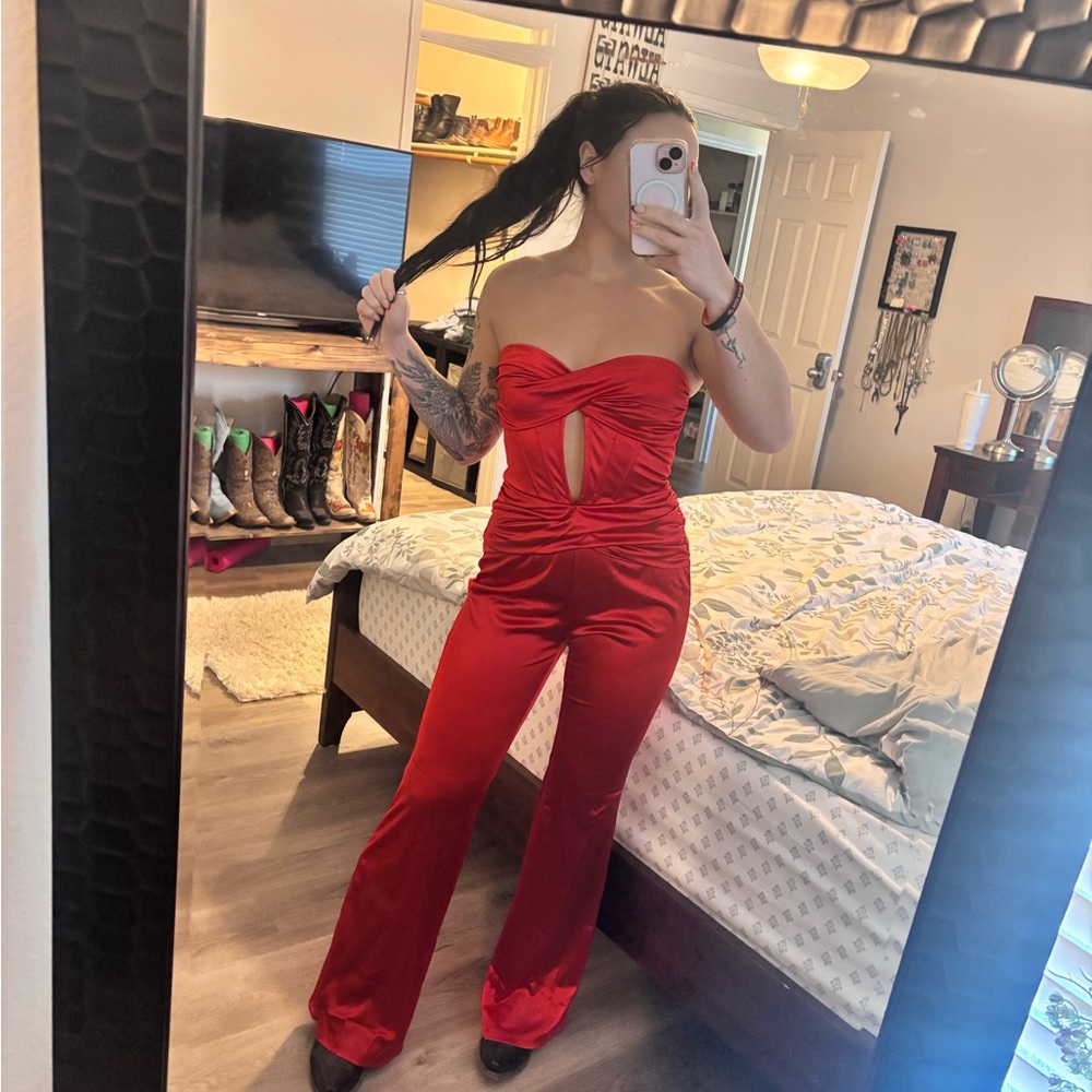 Chic Strapless Red Jumpsuit